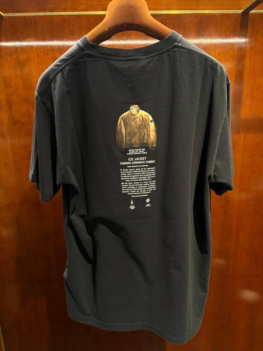 STONE ISLAND T-shirt and Polo side view - Men's luxury Clothes