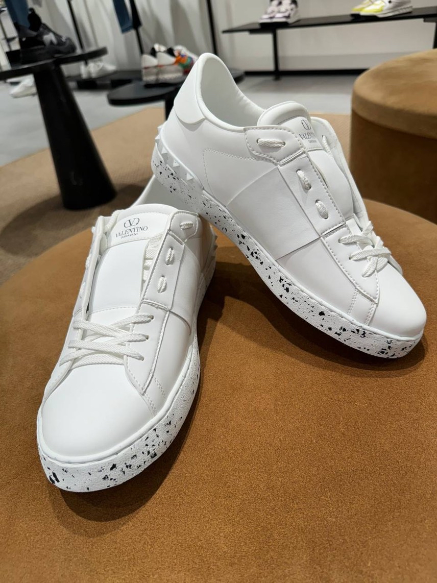 VALENTINO GARAVANI Sneakers front view - Men's luxury Shoes