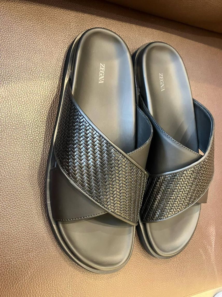 ERMENEGILDO ZEGNA Slides side view - Men's luxury Shoes