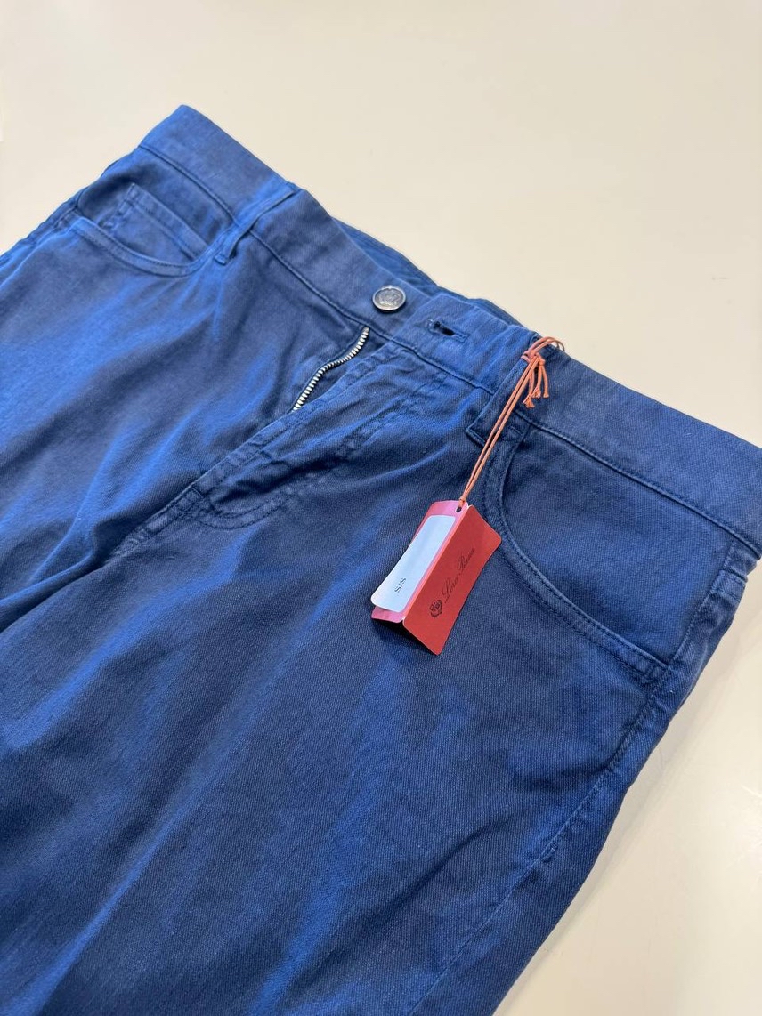 LORO PIANA Shorts side view - Men's luxury Clothes