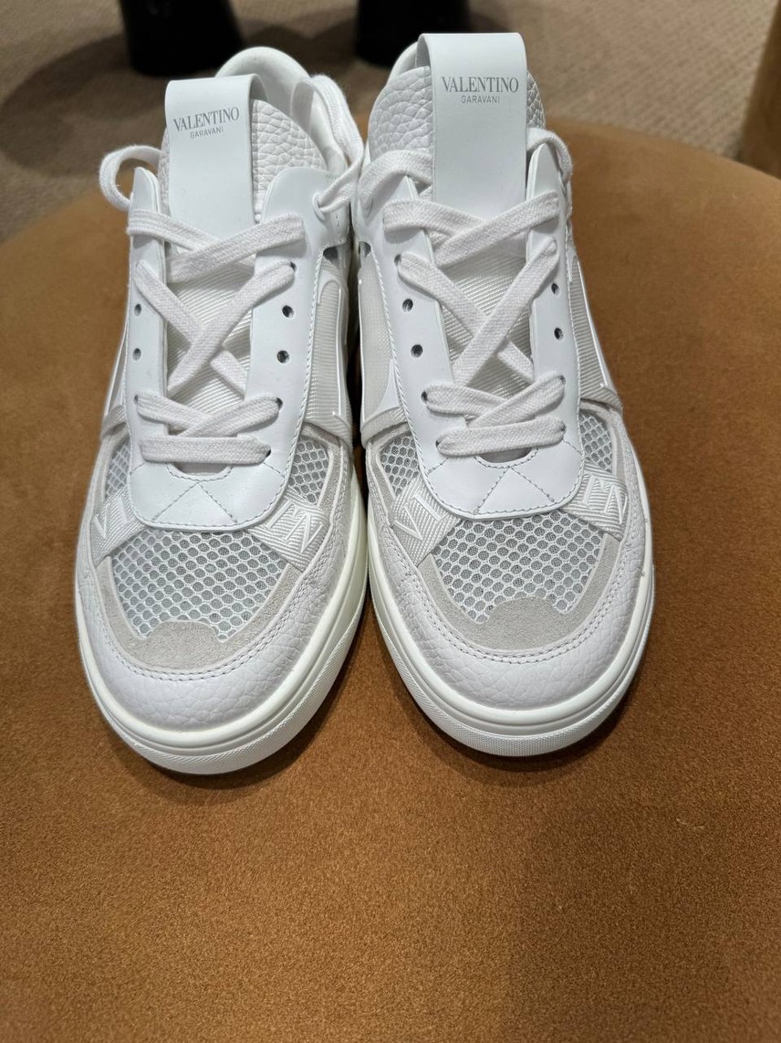 VALENTINO GARAVANI Sneakers side view - Men's luxury Shoes