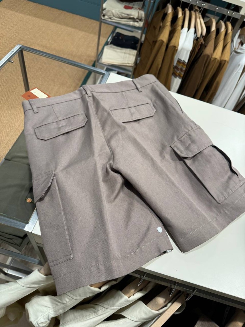 LORO PIANA Shorts side view - Men's luxury Clothes