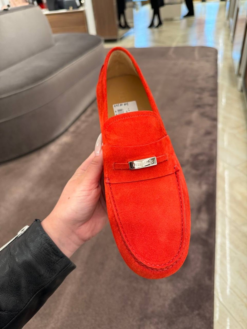 SALVATORE FERRAGAMO Moccasins side view - Men's luxury Shoes