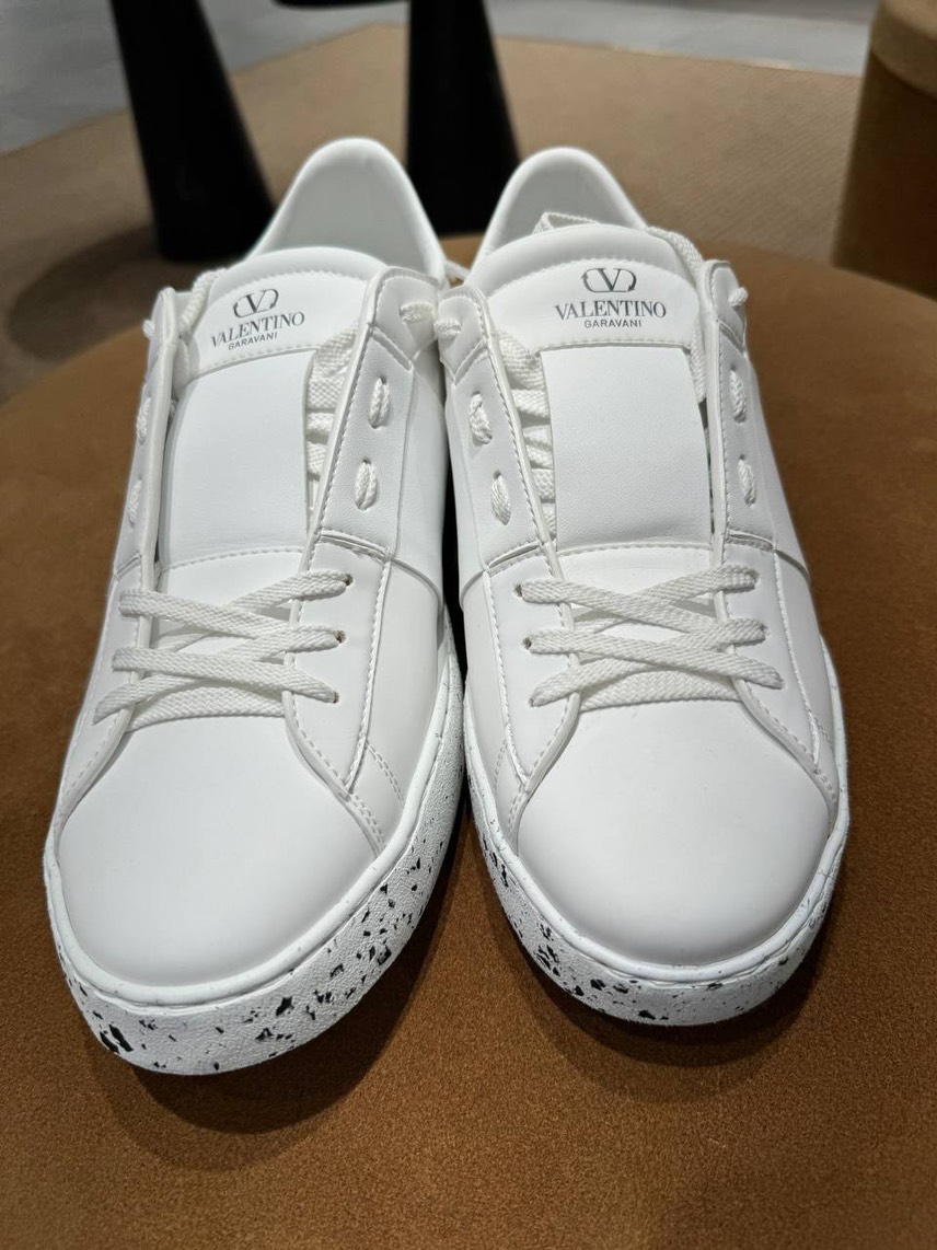 VALENTINO GARAVANI Sneakers side view - Men's luxury Shoes