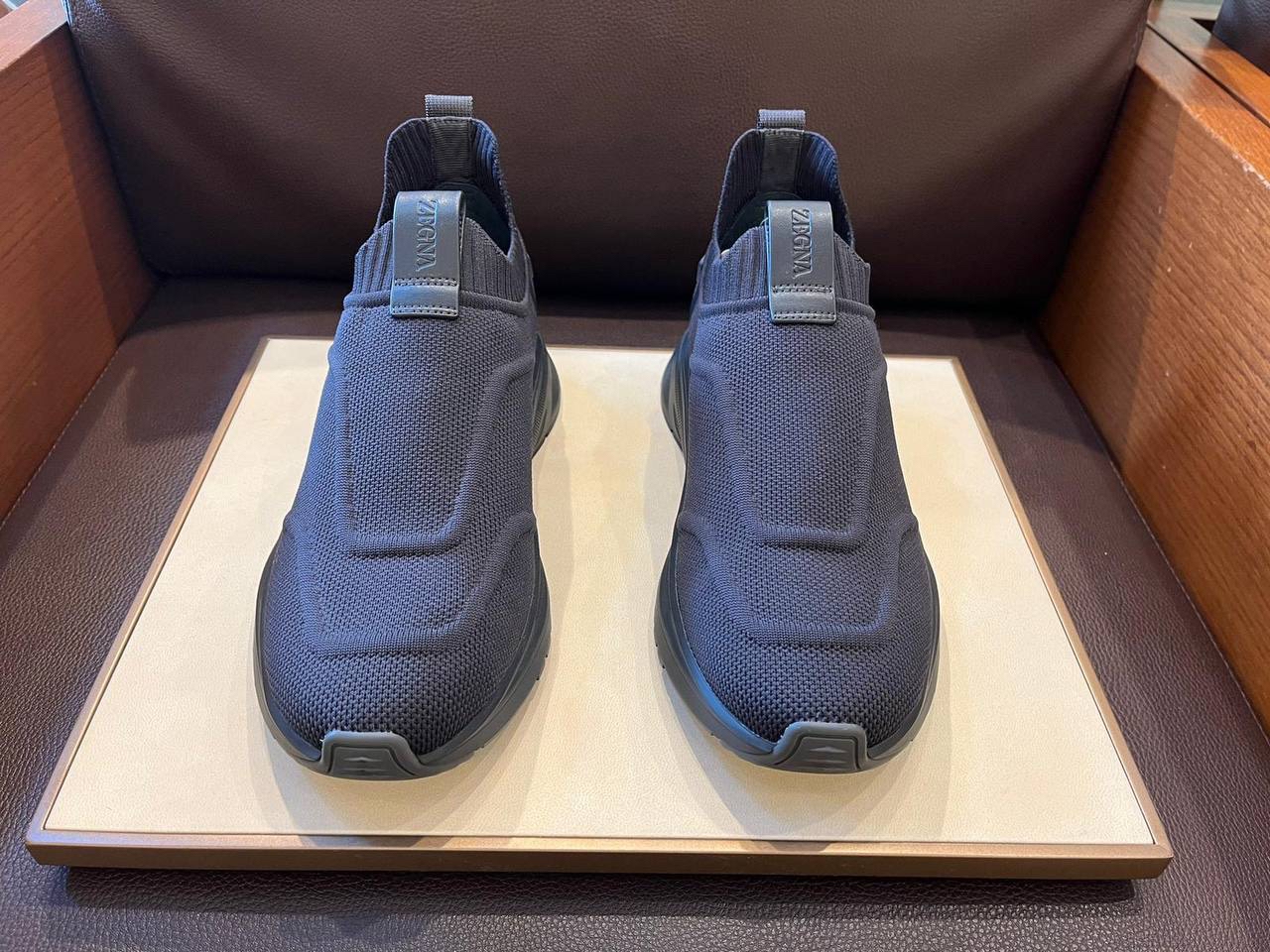 ERMENEGILDO ZEGNA Sneakers side view - Men's luxury Shoes
