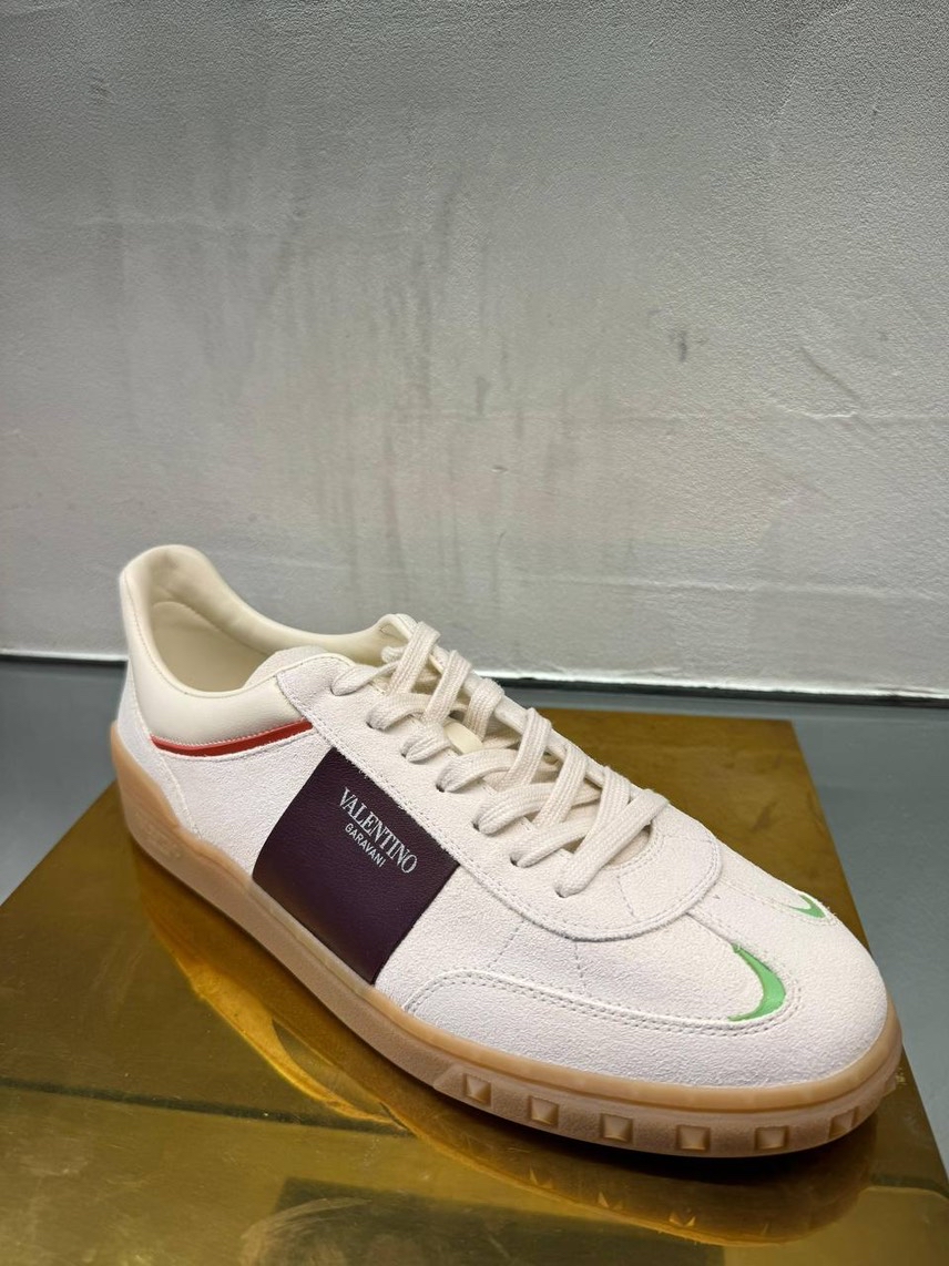 VALENTINO GARAVANI Sneakers front view - Men's luxury Shoes