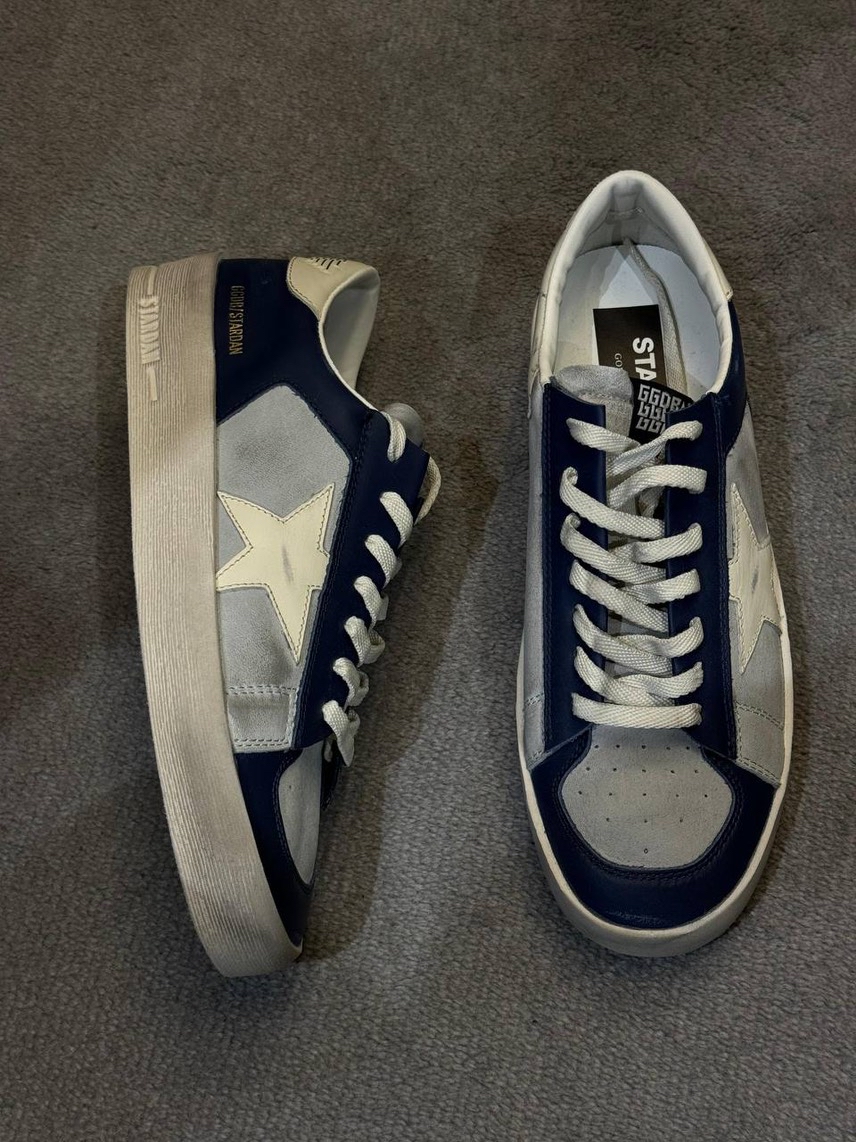 GOLDEN GOOSE Sneakers front view - Men's luxury Shoes