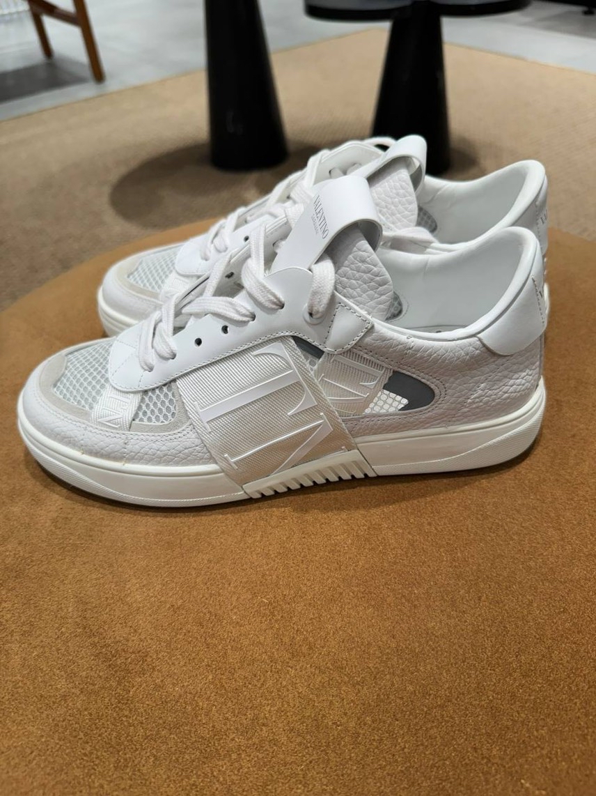 VALENTINO GARAVANI Sneakers side view - Men's luxury Shoes