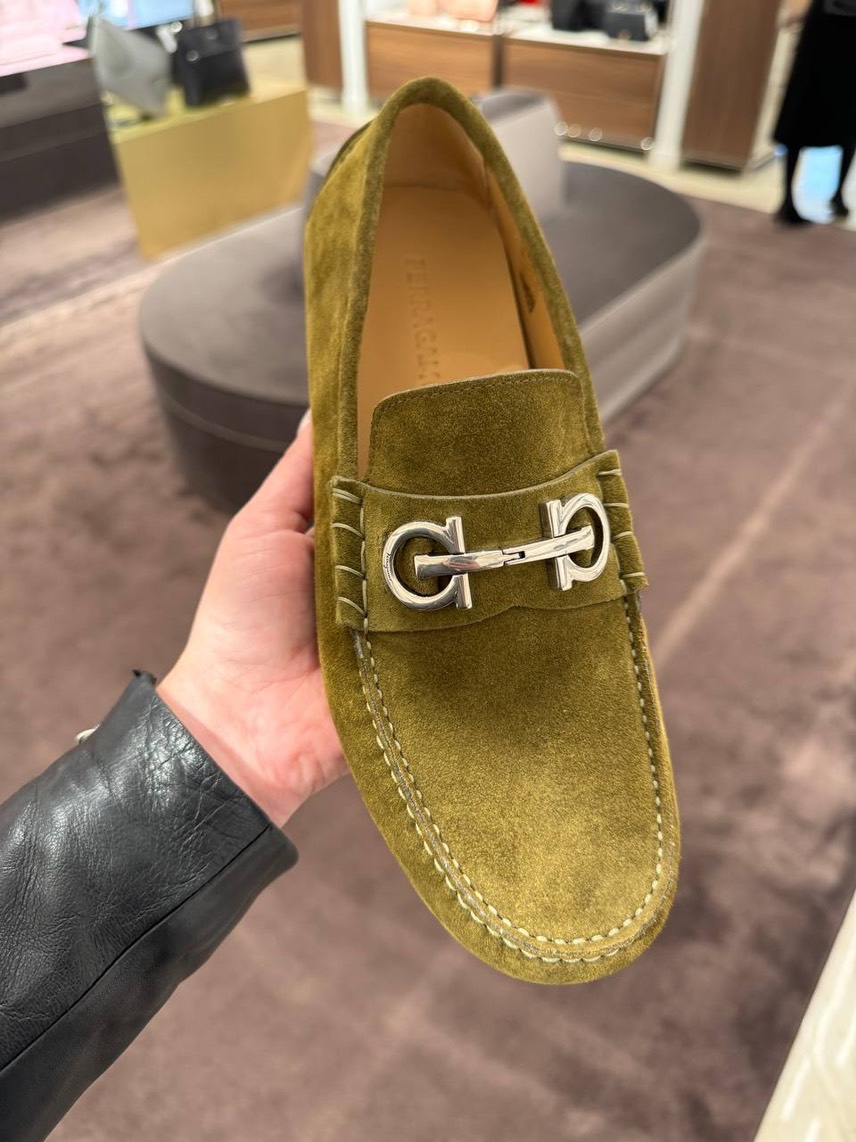 SALVATORE FERRAGAMO Moccasins side view - Men's luxury Shoes