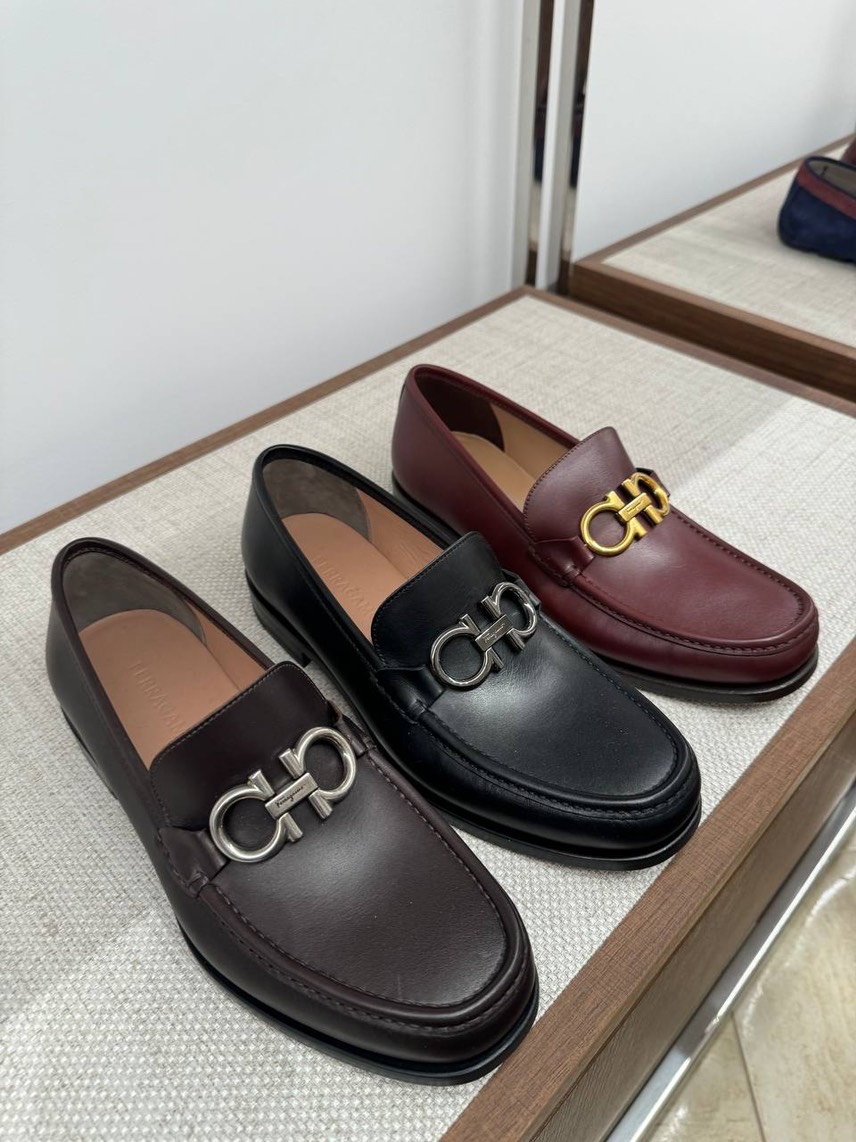 SALVATORE FERRAGAMO Loafers front view - Men's luxury Shoes