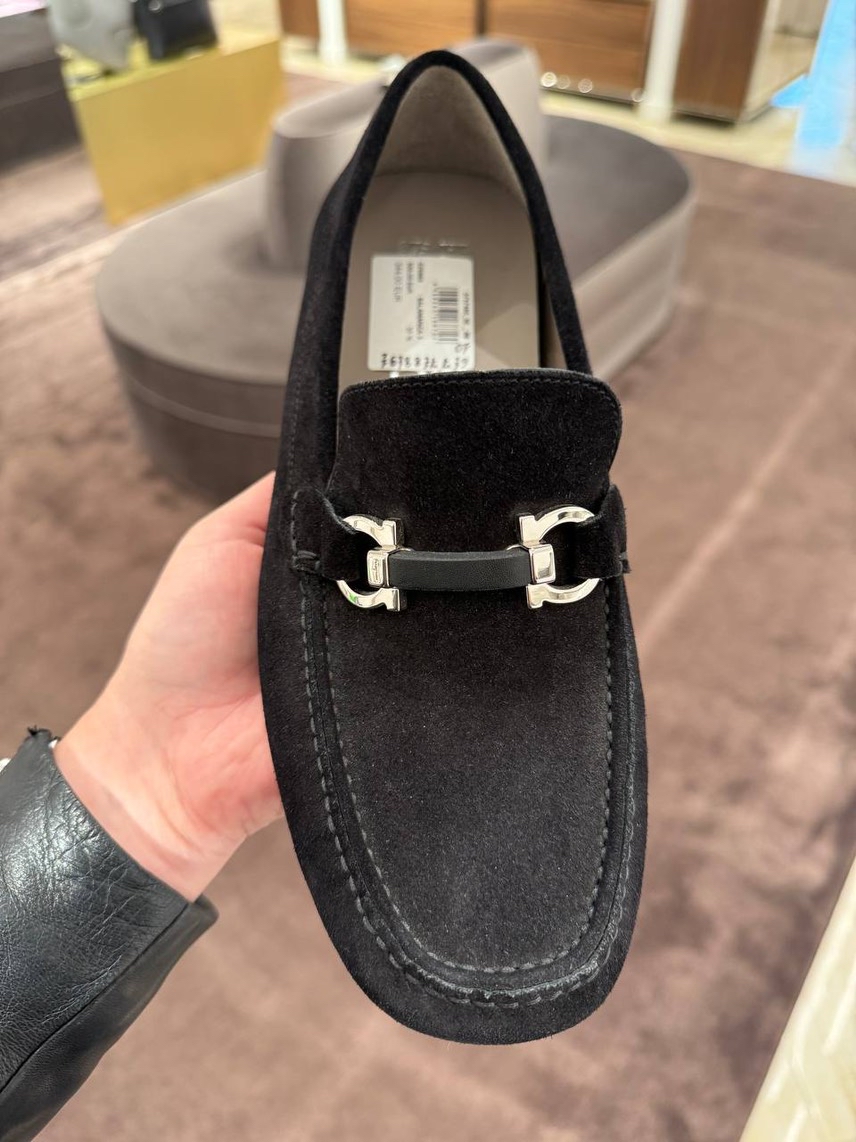 SALVATORE FERRAGAMO Moccasins side view - Men's luxury Shoes