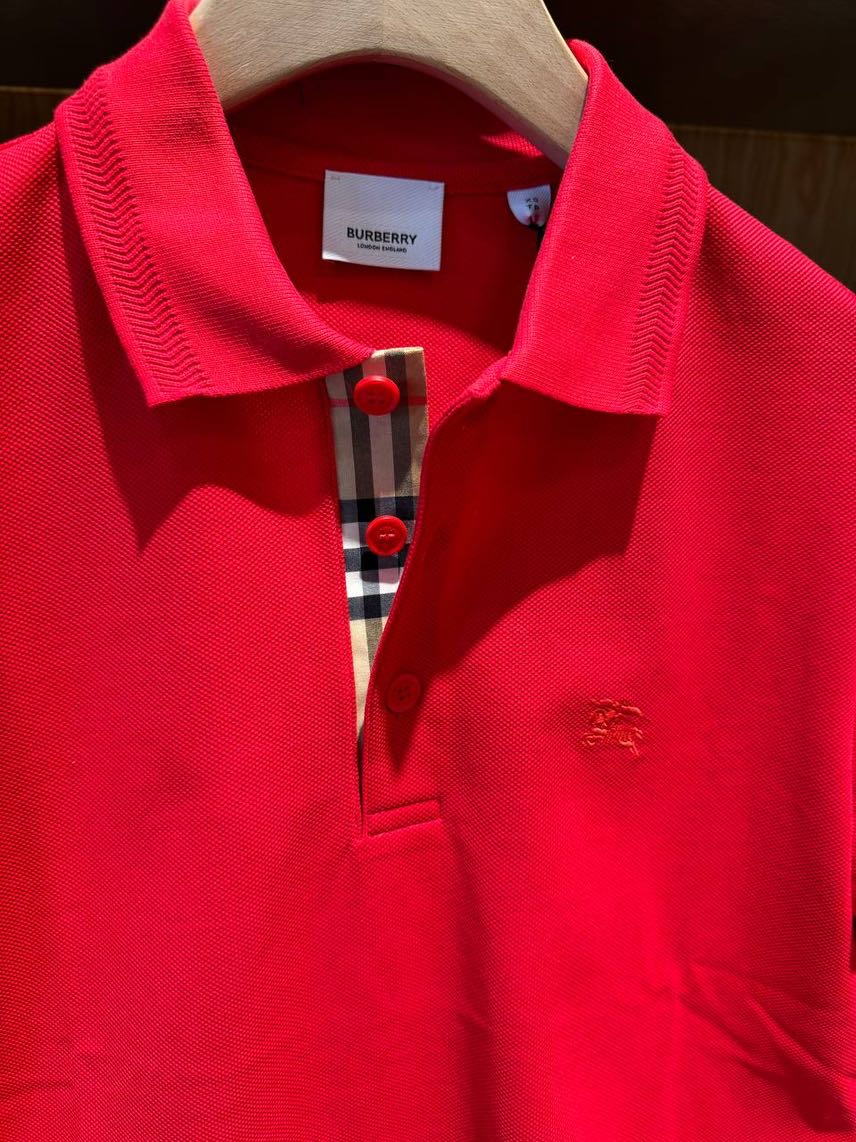 BURBERRY T-shirt and Polo side view - Men's luxury Clothes