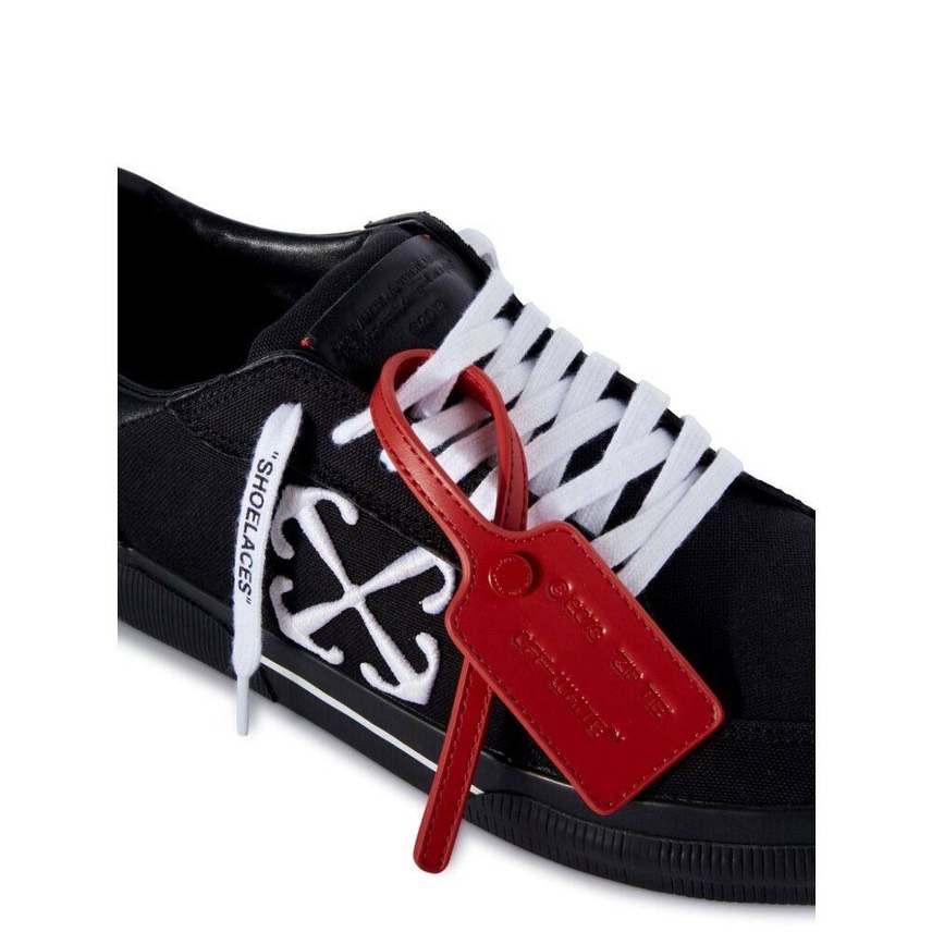 OFF-WHITE Sneakers side view - Men's luxury Shoes
