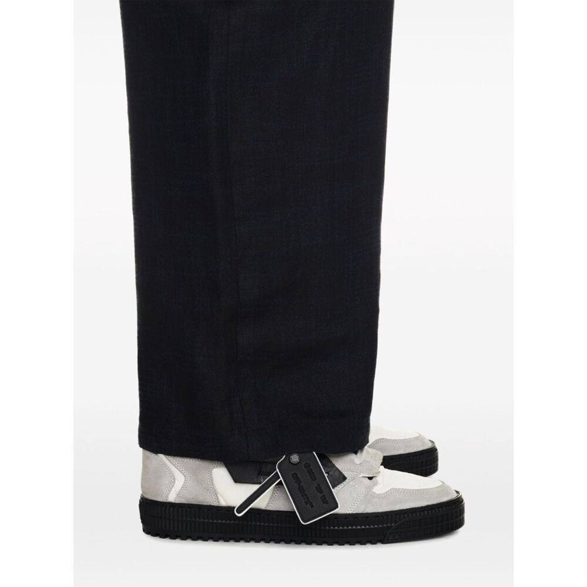 OFF-WHITE Sneakers side view - Men's luxury Shoes