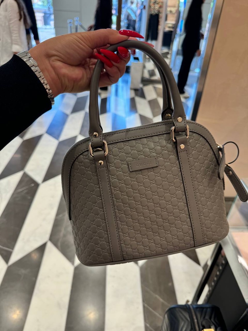GUCCI Crossbody bags side view - Women's luxury Bags