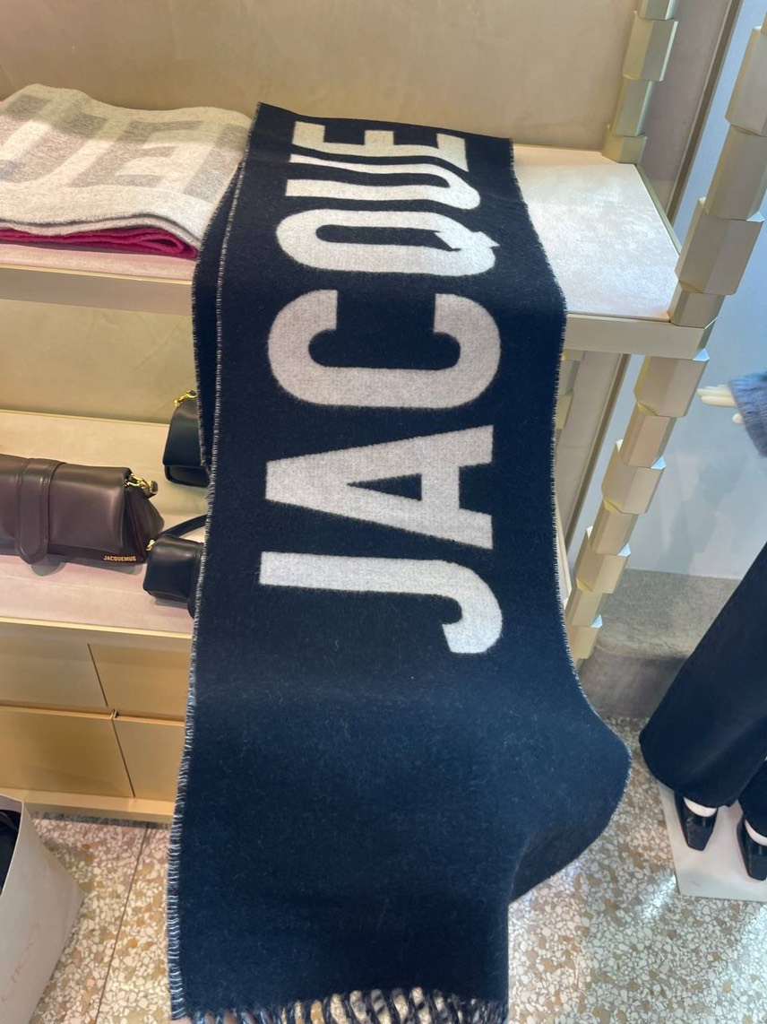 JACQUEMUS Scarves side view - Women's luxury Accessories