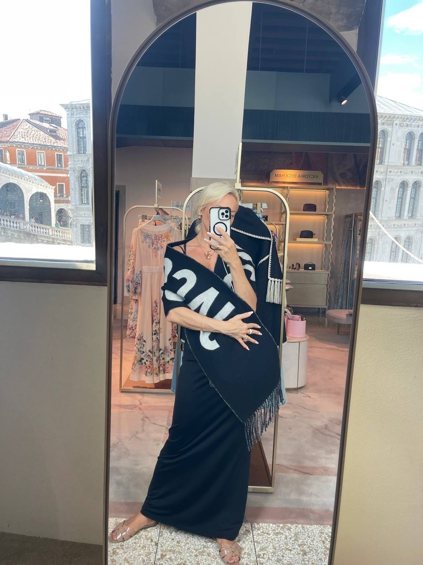 JACQUEMUS Scarves side view - Women's luxury Accessories