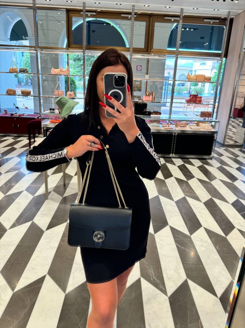 GUCCI Crossbody bags side view - Women's luxury Bags