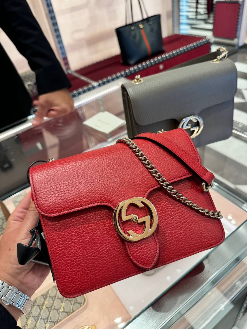 GUCCI Crossbody bags side view - Women's luxury Bags