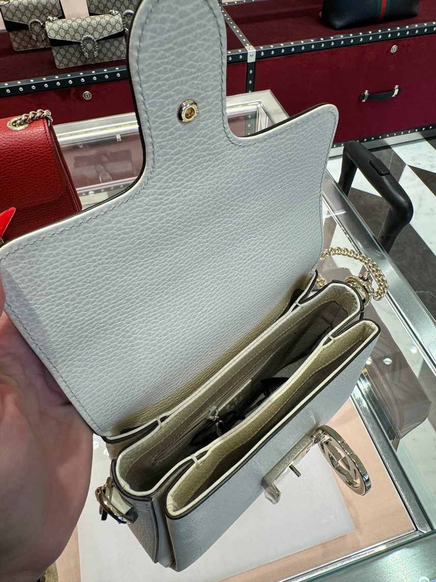 GUCCI Crossbody bags side view - Women's luxury Bags