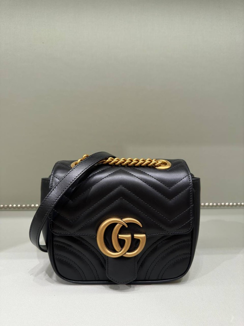 GUCCI Crossbody bags front view - Women's luxury Bags