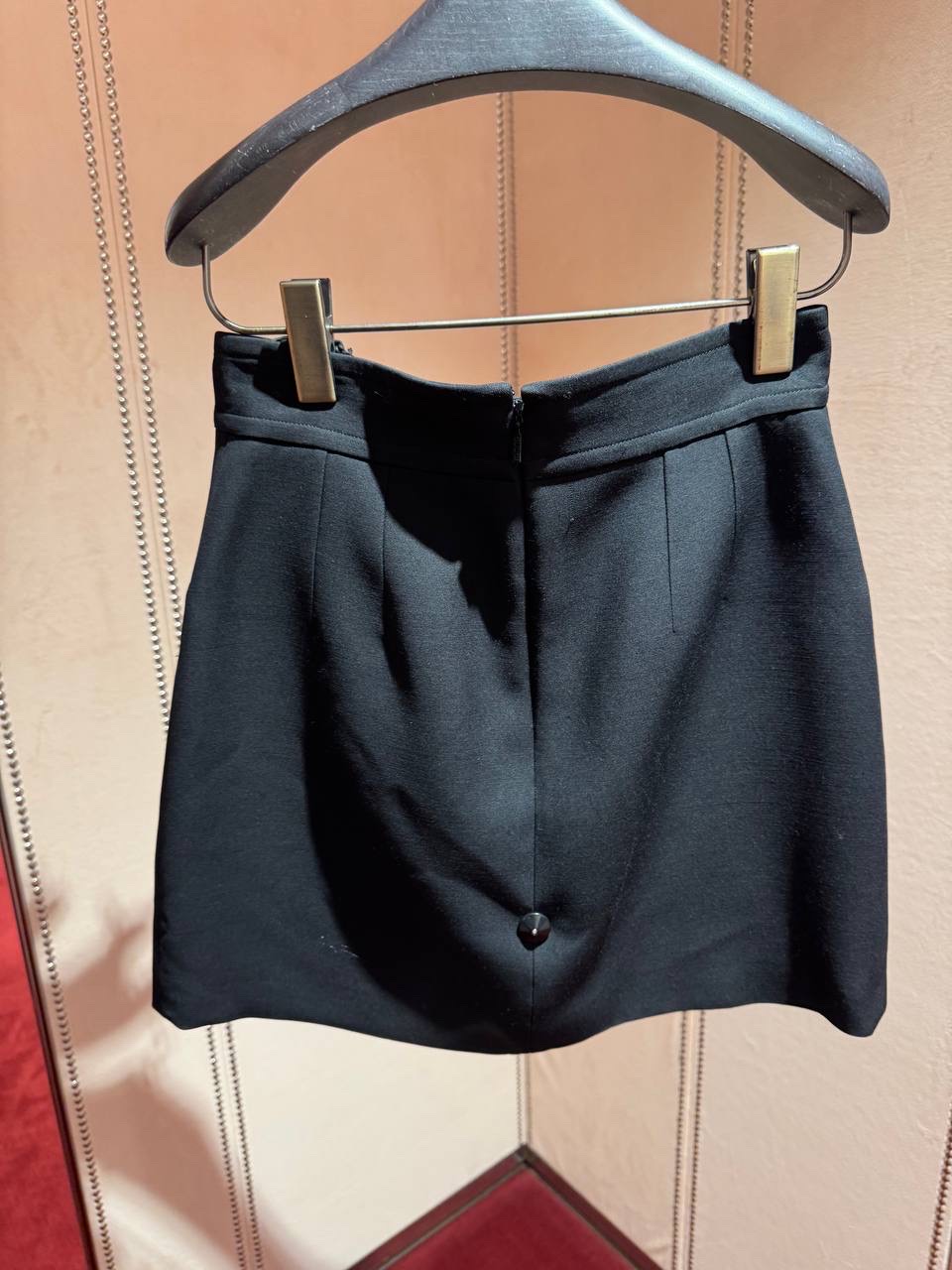 GUCCI Skirts side view - Women's luxury Clothes