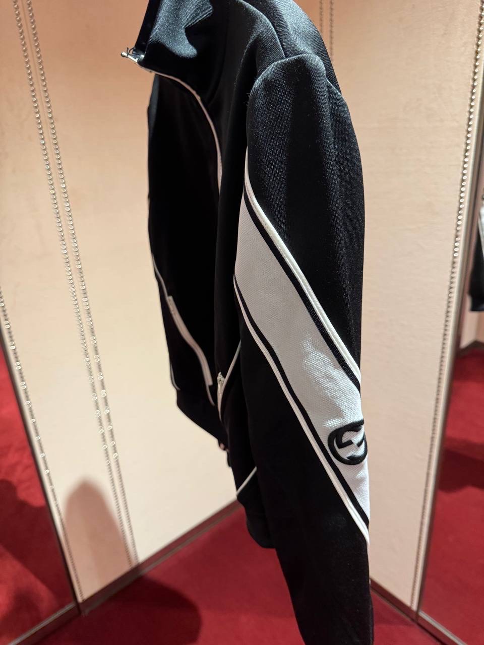 GUCCI Jackets side view - Women's luxury Clothes