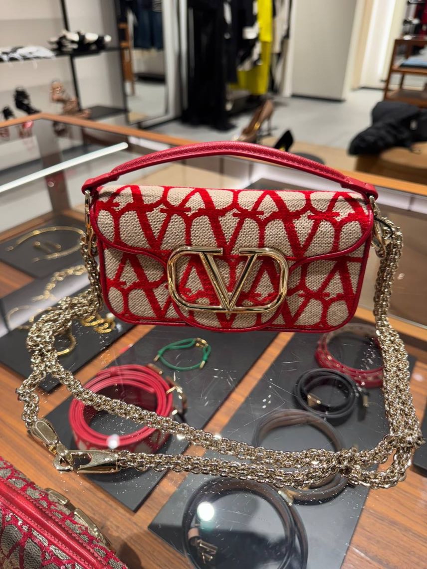 VALENTINO GARAVANI Crossbody bags front view - Women's luxury Bags