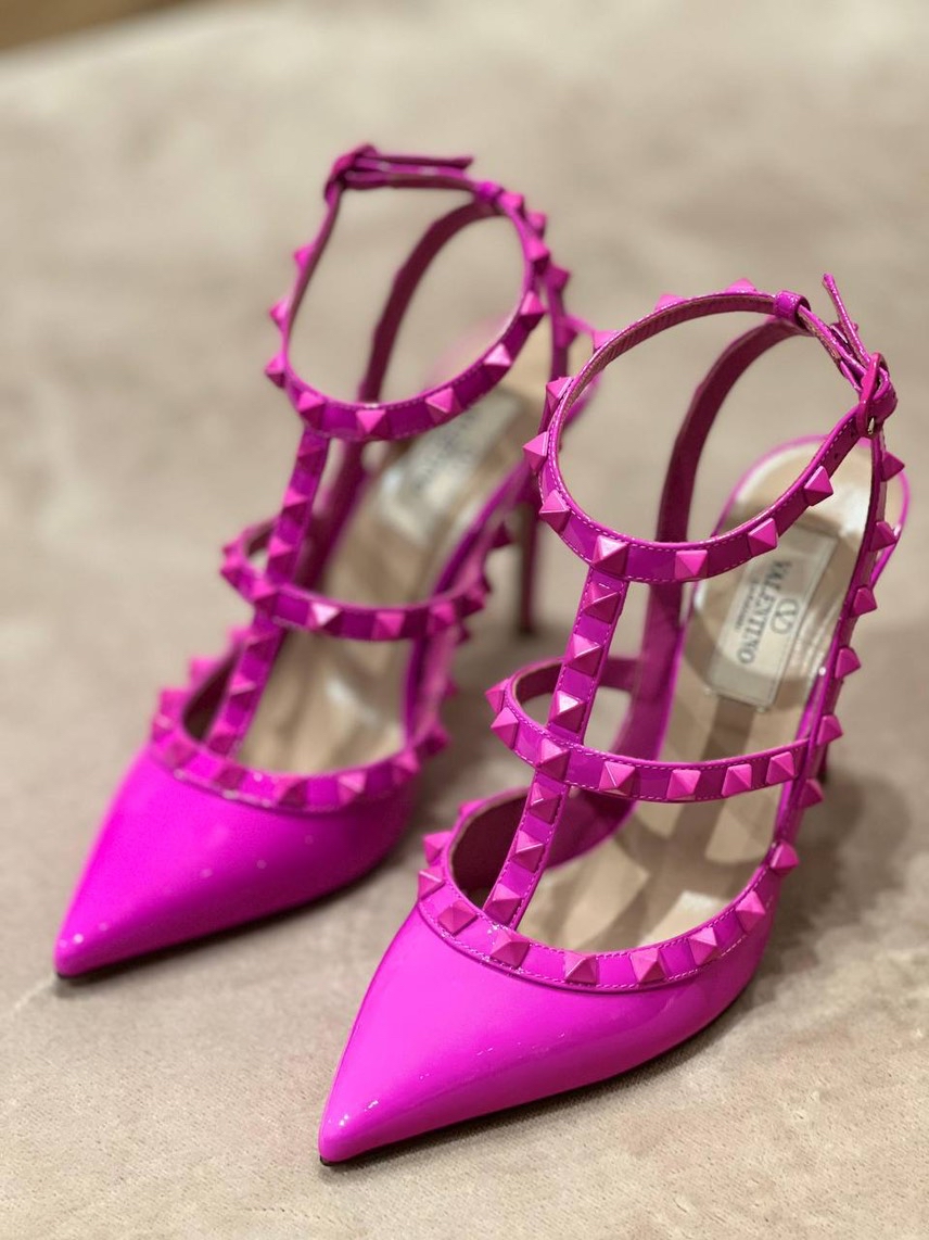 VALENTINO GARAVANI Sandals side view - Women's luxury Shoes