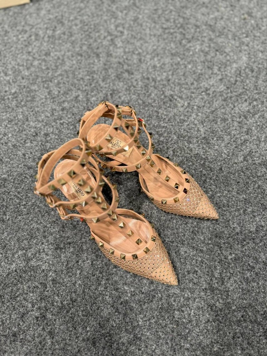 VALENTINO GARAVANI Sandals side view - Women's luxury Shoes