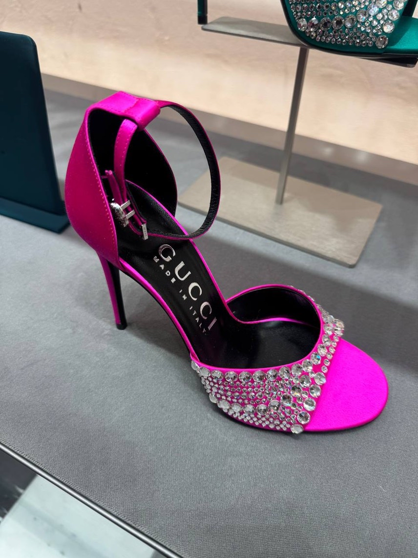 GUCCI Sandals side view - Women's luxury Shoes