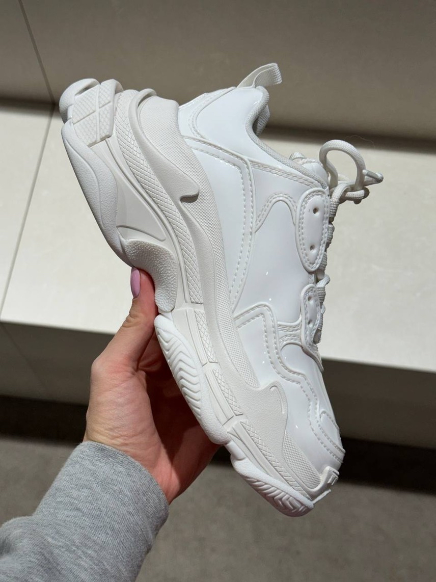 BALENCIAGA Sneakers front view - Women's luxury Shoes