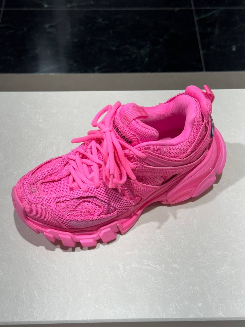 BALENCIAGA Sneakers side view - Women's luxury Shoes