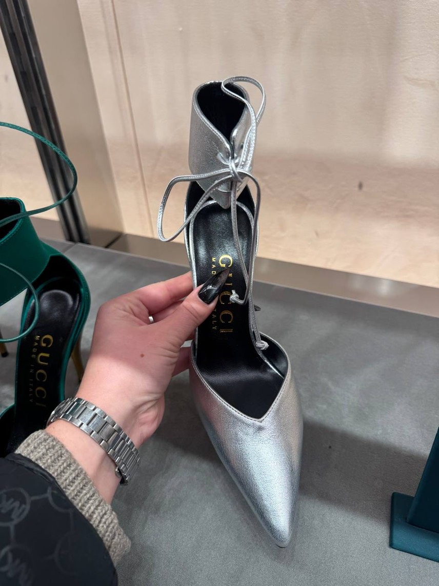 GUCCI Sandals side view - Women's luxury Shoes