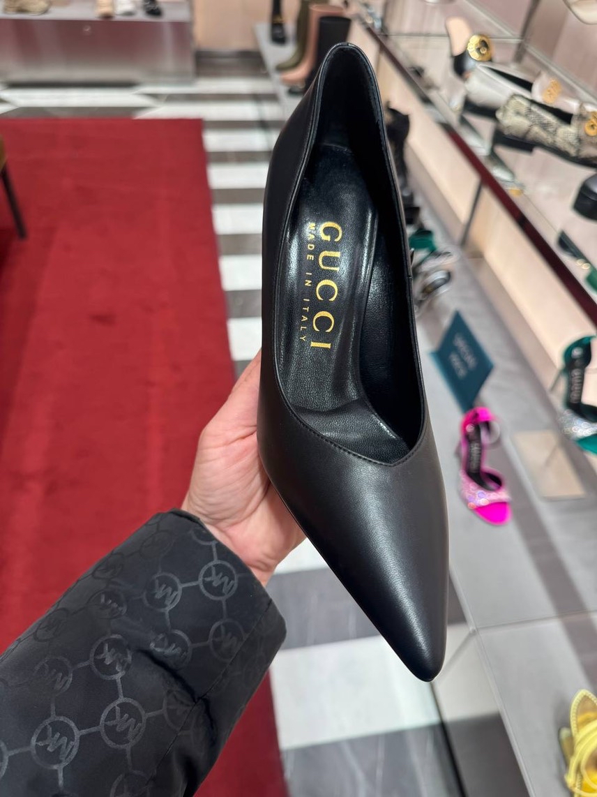 GUCCI Pumps side view - Women's luxury Shoes