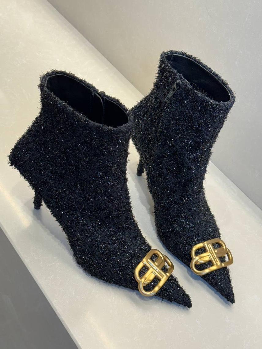 BALENCIAGA Boots side view - Women's luxury Shoes