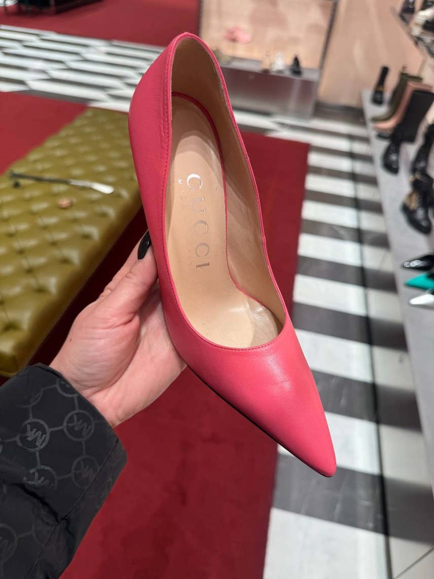 GUCCI Pumps side view - Women's luxury Shoes