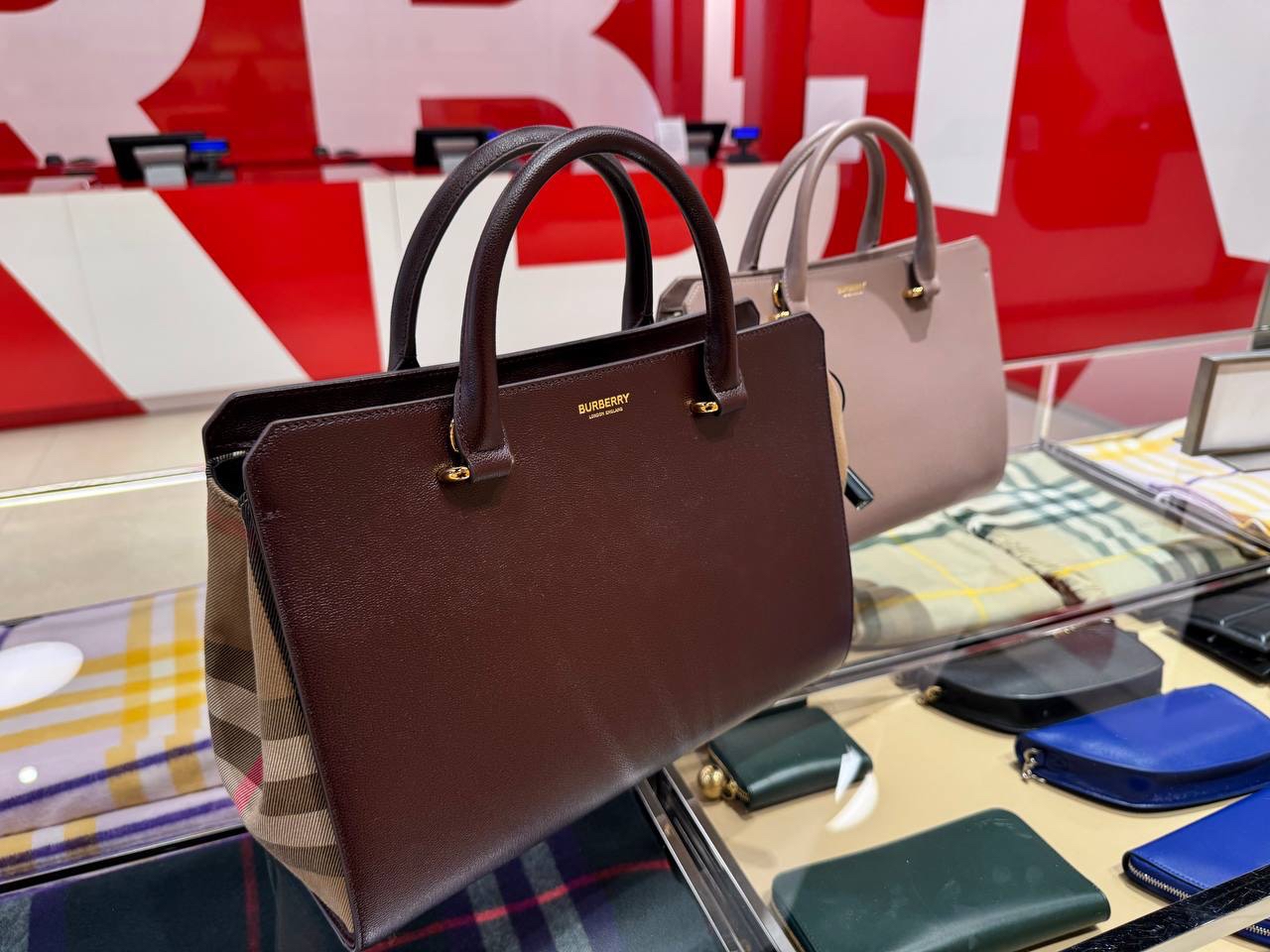 BURBERRY Crossbody bags side view - Women's luxury Bags
