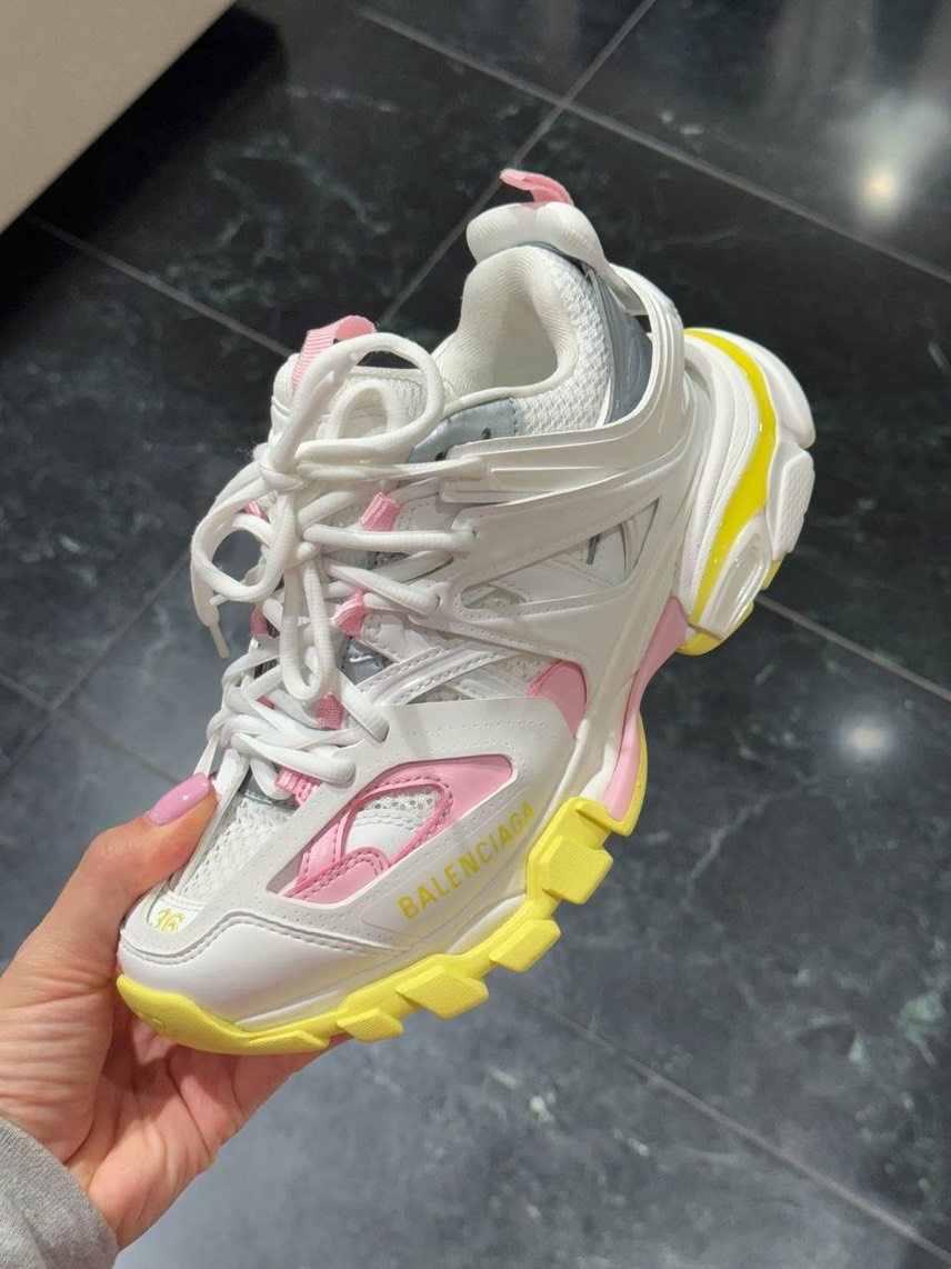 BALENCIAGA Sneakers front view - Women's luxury Shoes