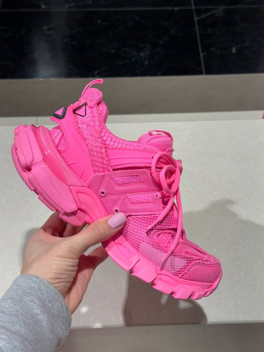 BALENCIAGA Sneakers front view - Women's luxury Shoes