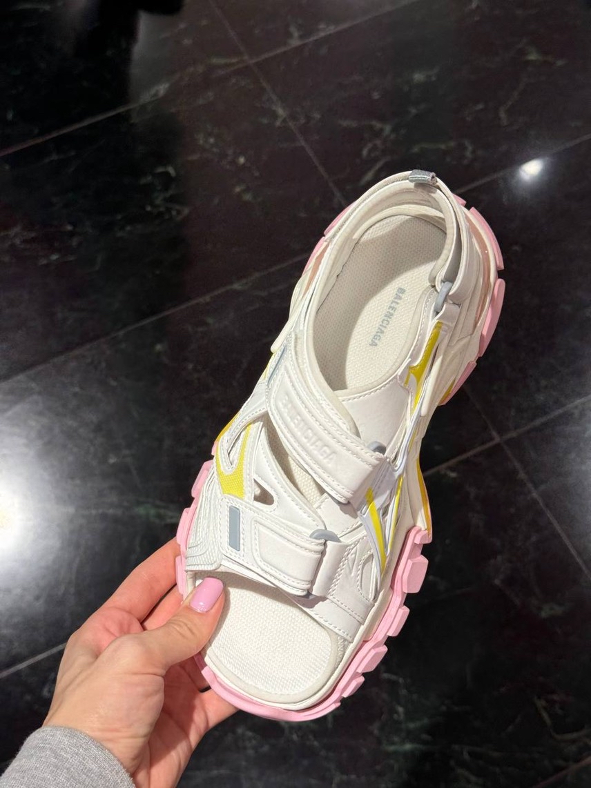 BALENCIAGA Sandals side view - Women's luxury Shoes