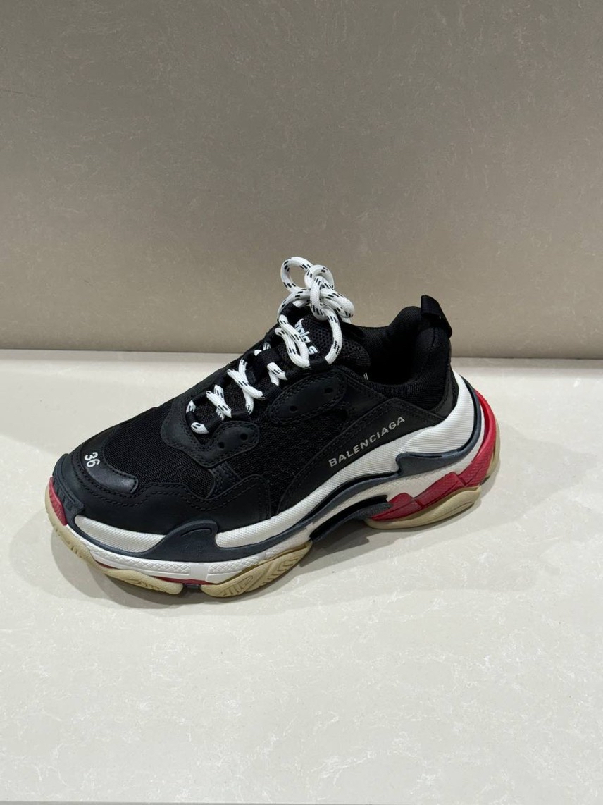 BALENCIAGA Sneakers front view - Women's luxury Shoes