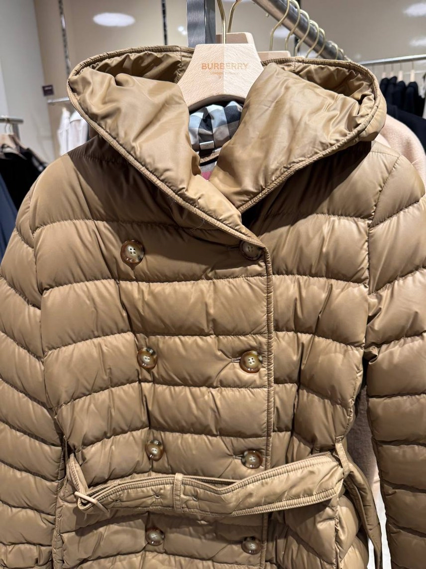 BURBERRY Down jacket side view - Women's luxury Clothes