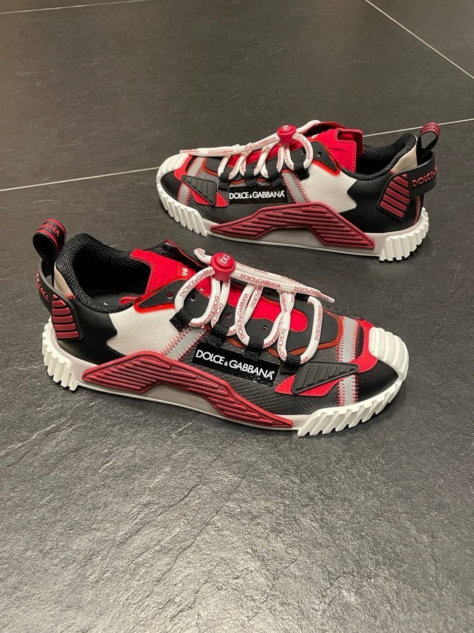 DOLCE & GABBANA Sneakers side view - Men's luxury Shoes