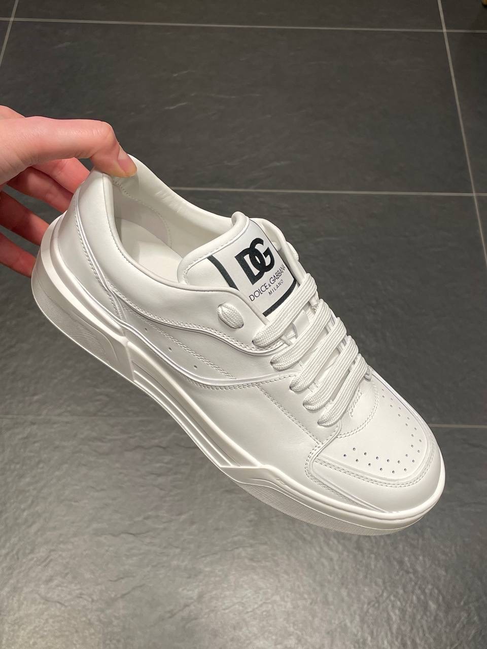 DOLCE & GABBANA Sneakers side view - Men's luxury Shoes