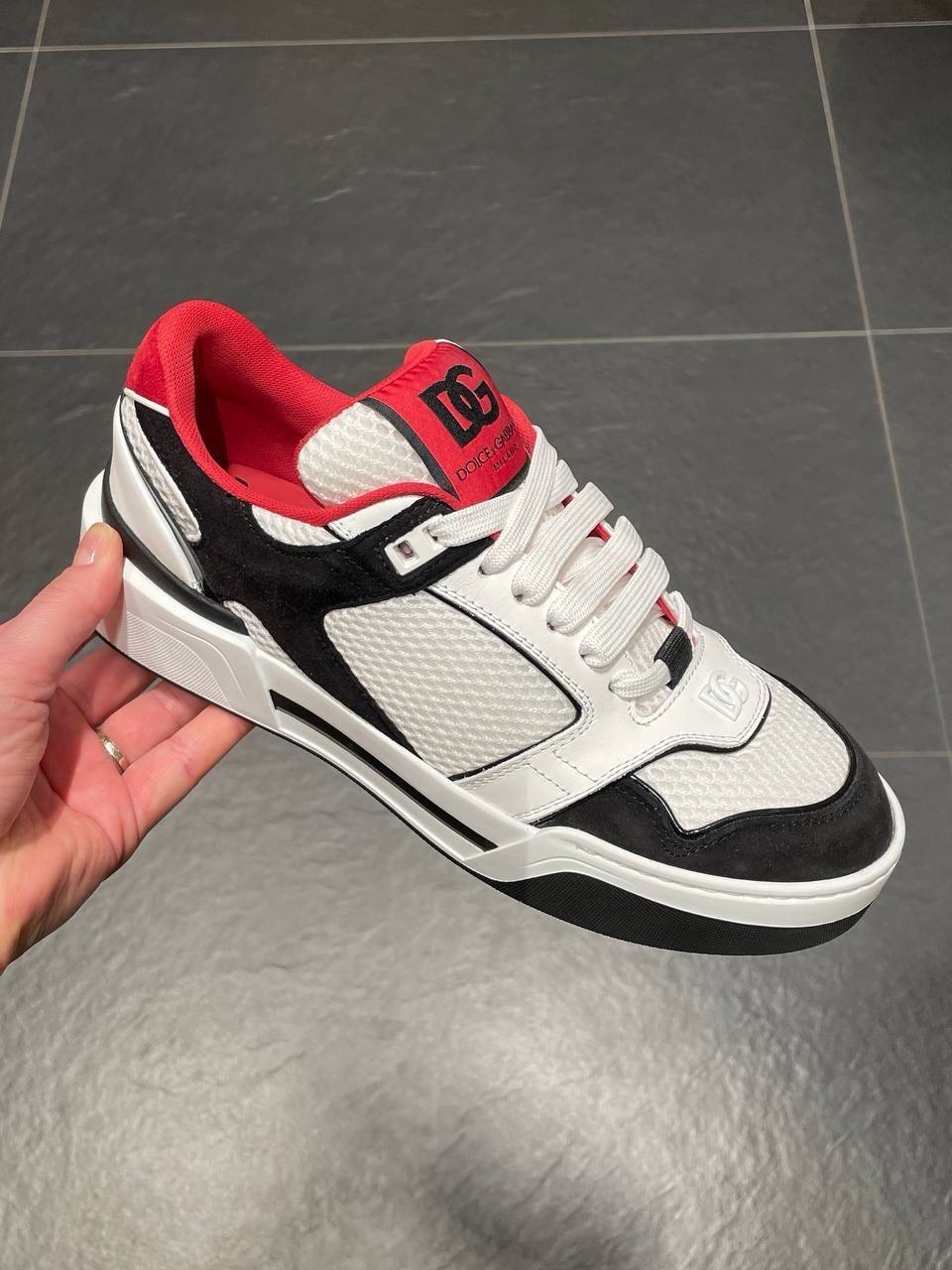 DOLCE & GABBANA Sneakers side view - Men's luxury Shoes