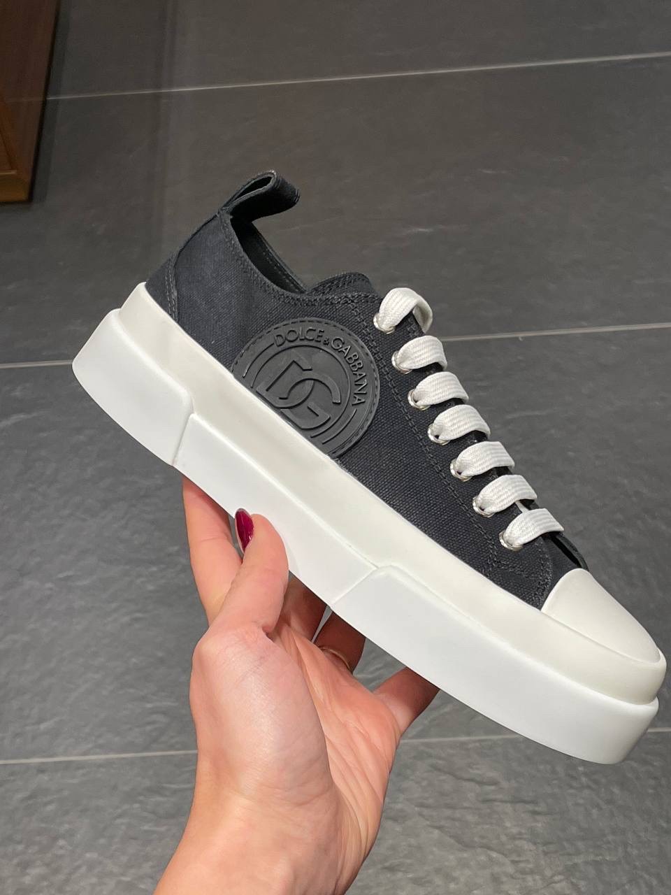 DOLCE & GABBANA Sneakers side view - Men's luxury Shoes