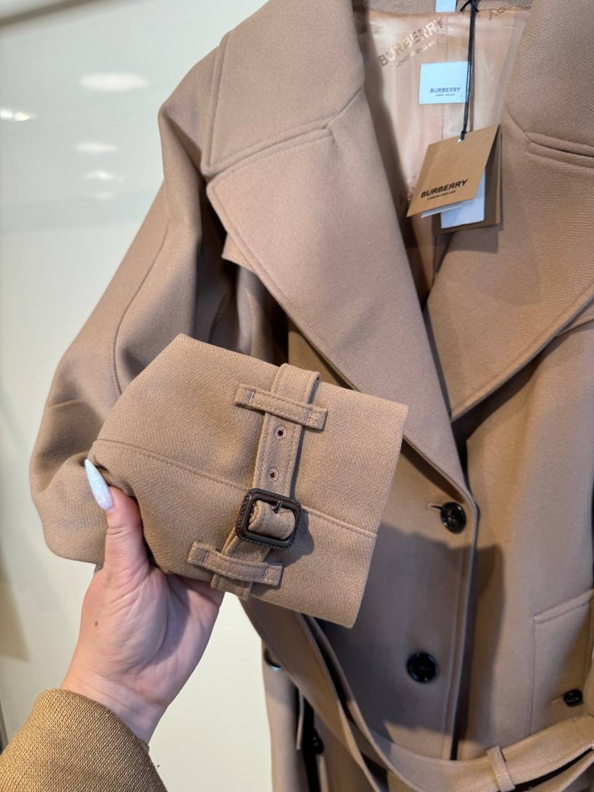 BURBERRY Coats side view - Women's luxury Clothes