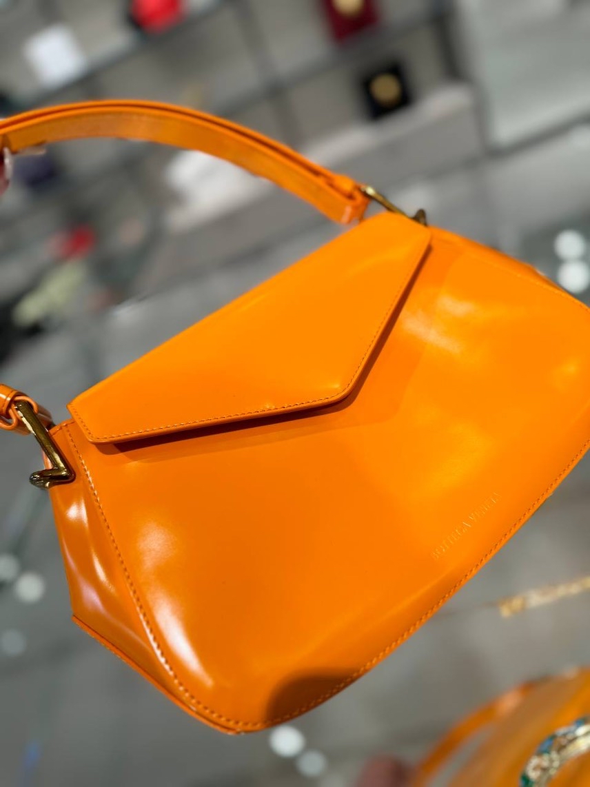 BOTTEGA VENETA Mini bags side view - Women's luxury Bags