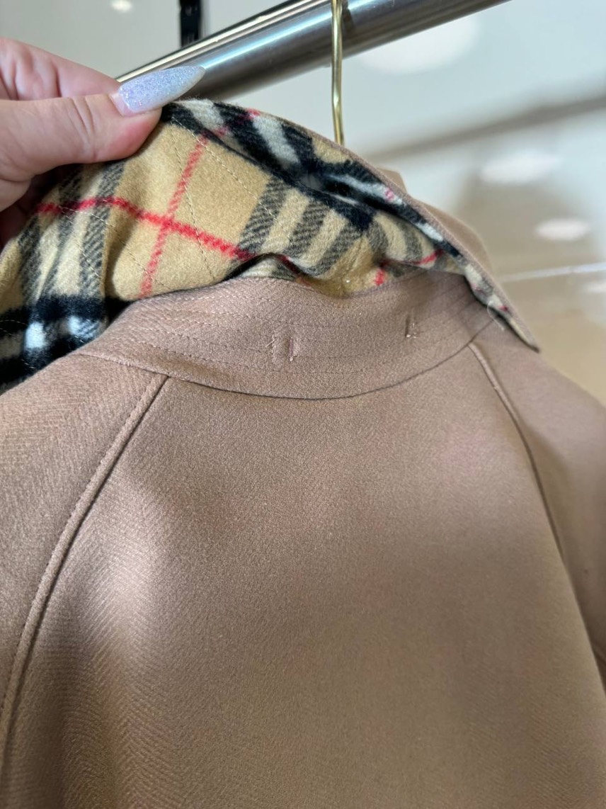 BURBERRY Coats side view - Women's luxury Clothes